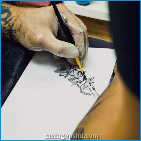 Tatuagens de manga para Homens: Inspiração e Sugestões