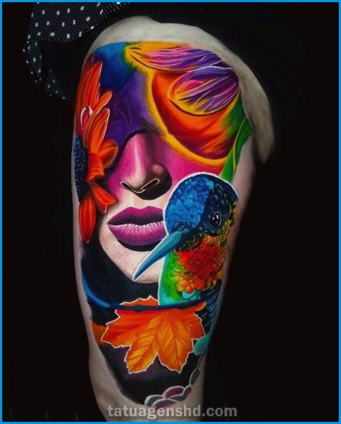 Tatuagens femininas coloridas: alegria e vivacidade