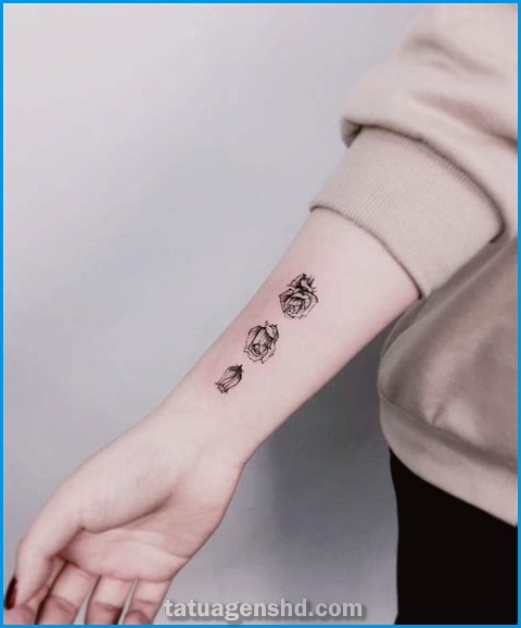 Tatuagens pequenas e discretas para ocasiões especiais: descubra as melhores opções